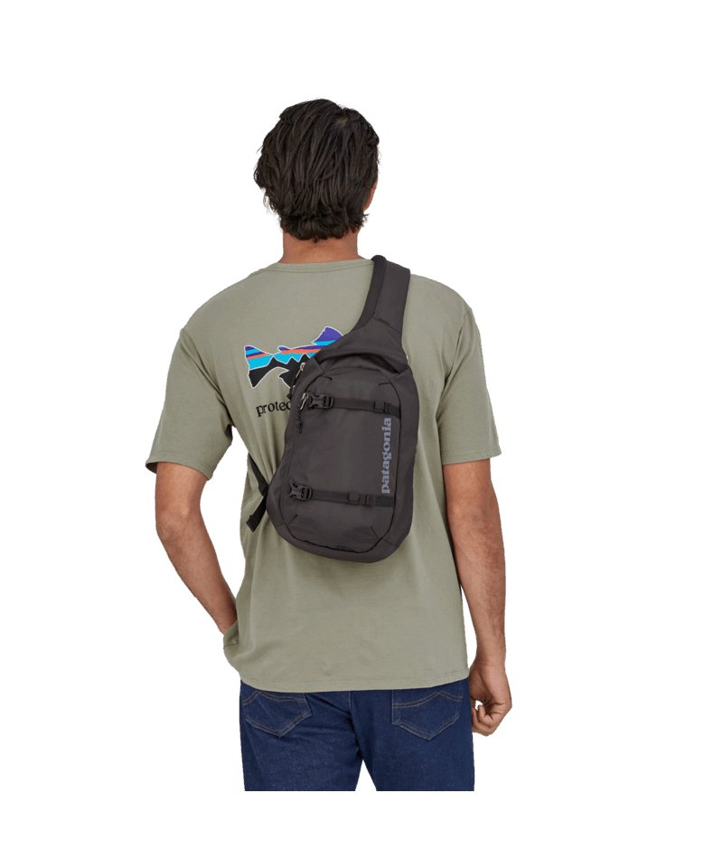 Atom Sling 8L in BLACK | Patagonia Bend