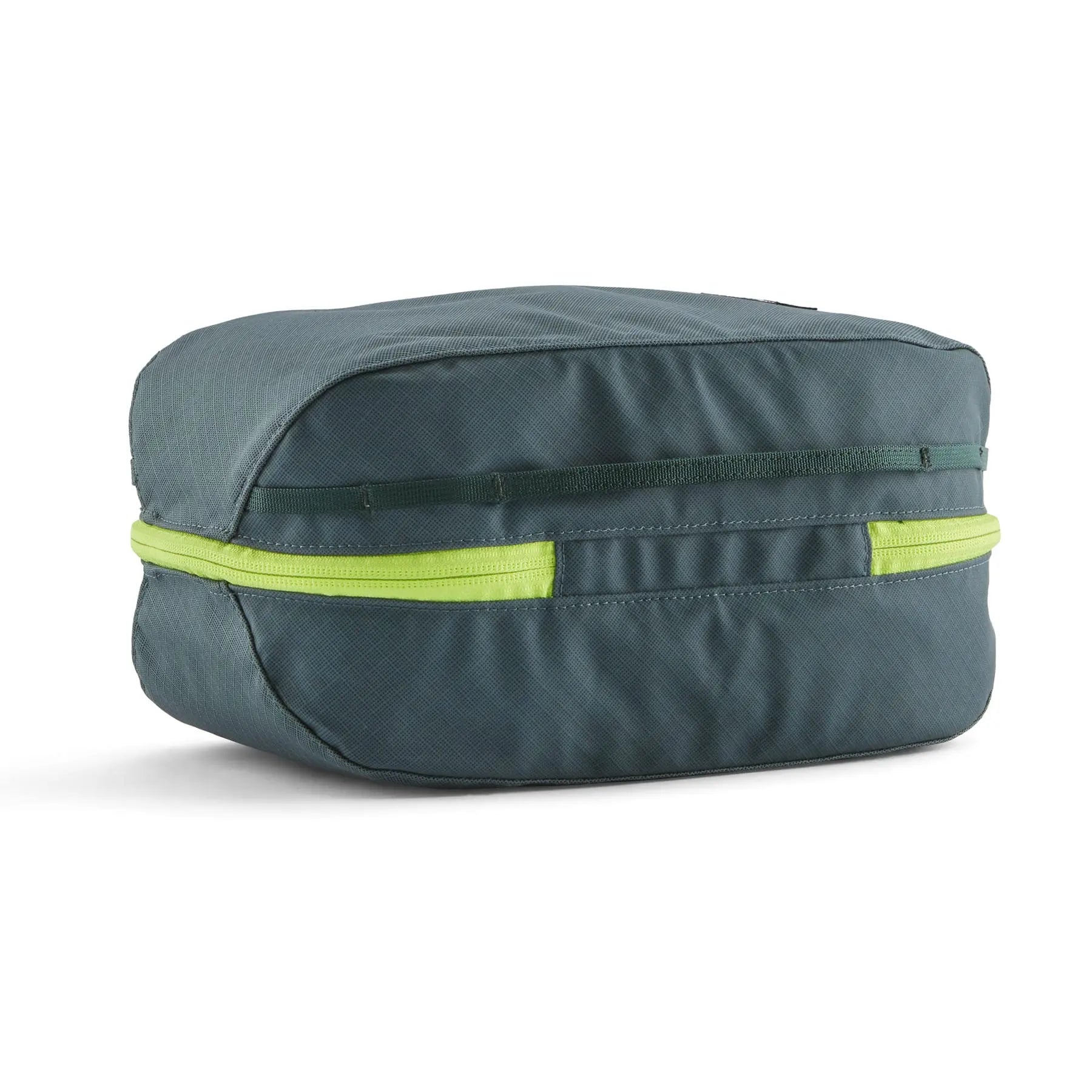 Black Hole® Cube 6L in Nouveau Green | Patagonia Bend