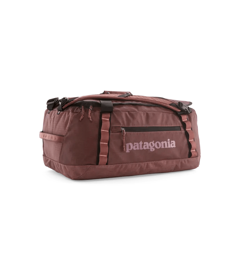 Black Hole® Duffel 40L in Dulse Mauve | Patagonia Bend