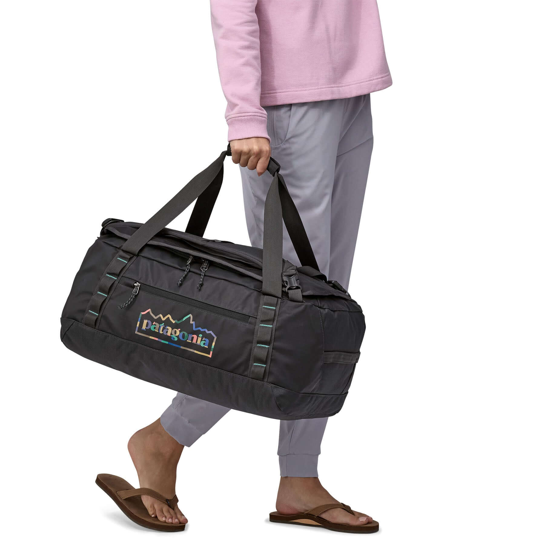 Black Hole Duffel 40L in Unity Fitz: Ink Black | Patagonia Bend