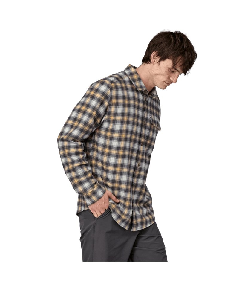 Men's Long - Sleeved Lightweight Fjord Flannel Shirt in Beach Day: Sandy Melon | Patagonia Bend