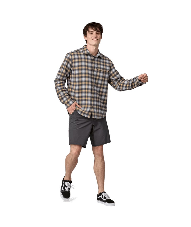 Men's Long - Sleeved Lightweight Fjord Flannel Shirt in Beach Day: Sandy Melon | Patagonia Bend