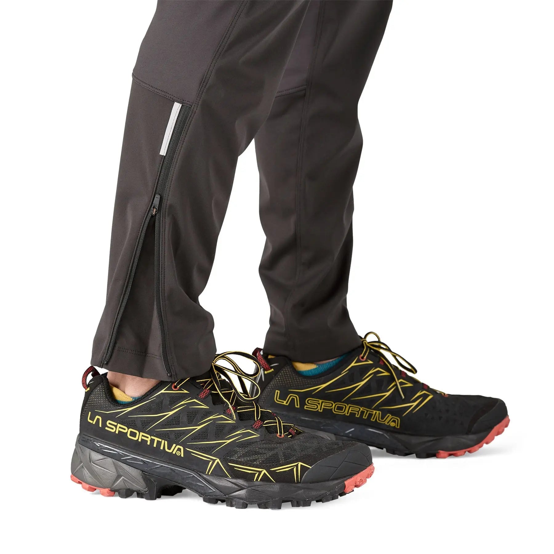 Men's Wind Shield Pants in Black | Patagonia Bend