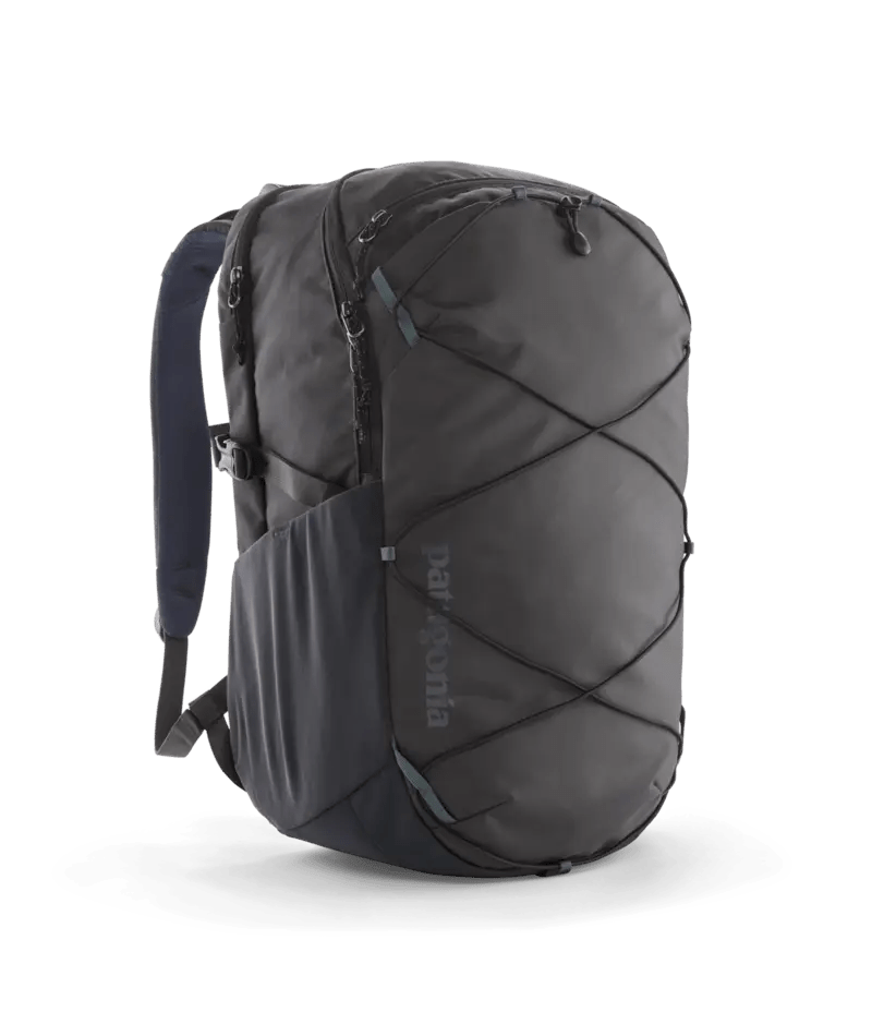 Refugio Daypack 30L in Smolder Blue | Patagonia Bend