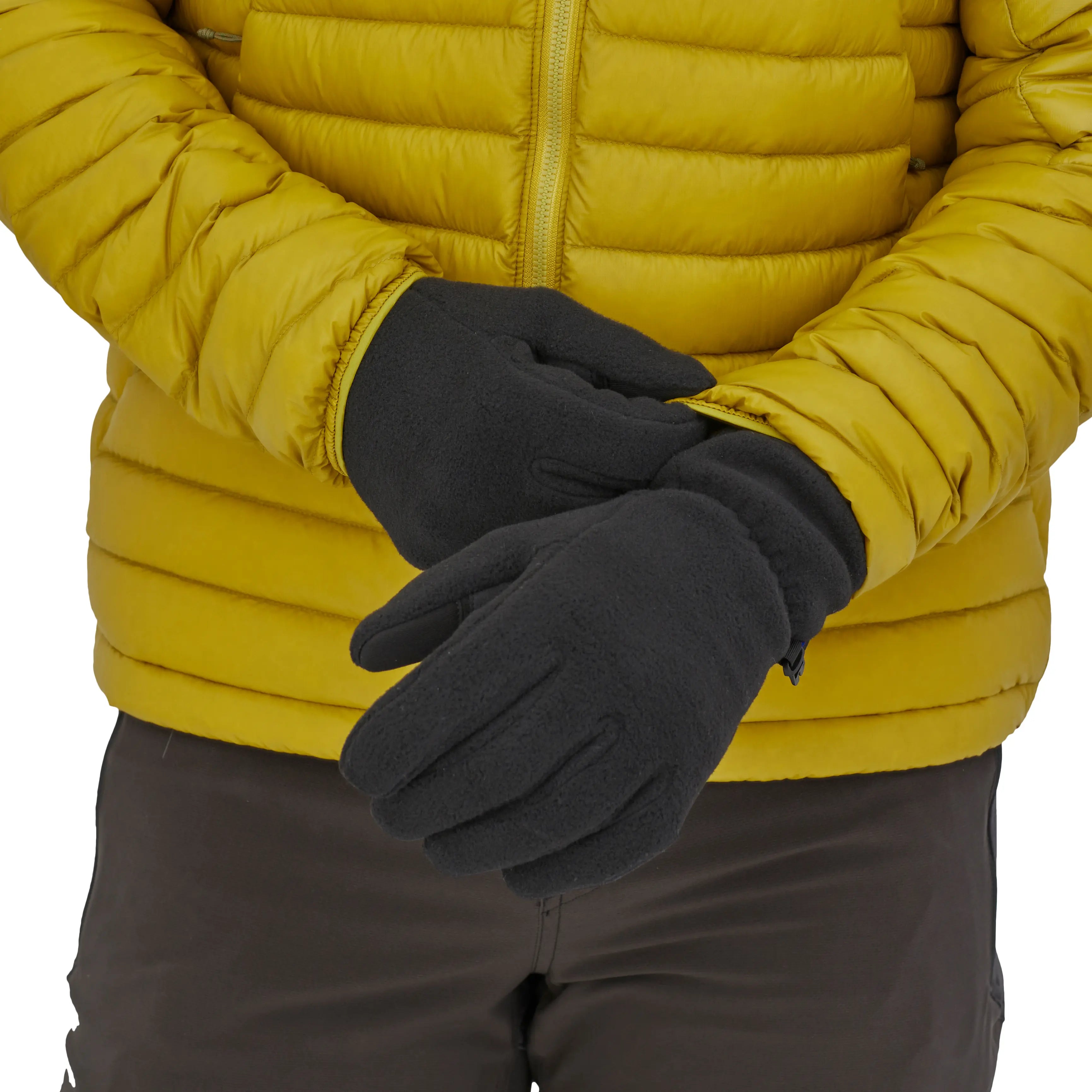 Synchilla™ Gloves in Black | Patagonia Bend