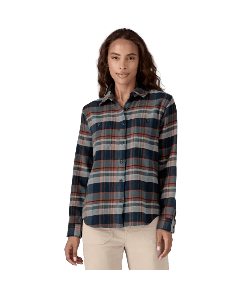 Women's Fjord Flannel Shirt in Adventurer: Smolder Blue | Patagonia Bend